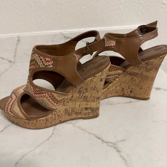 Sbicca of California Womens 4" Wedge Cork Sandals Size 7.5 Brown Multicolor - Picture 3 of 6